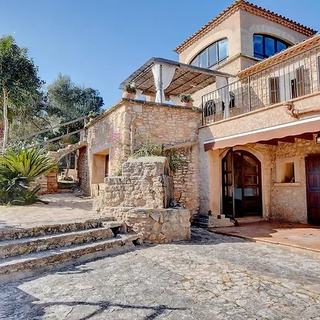 Villa Pujadas By Slow